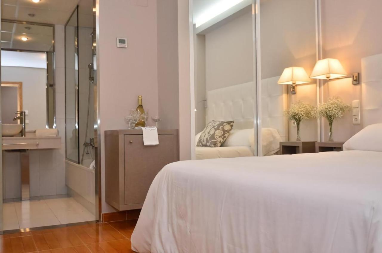 Hotel Jucamar Cangas do Morrazo Exterior photo