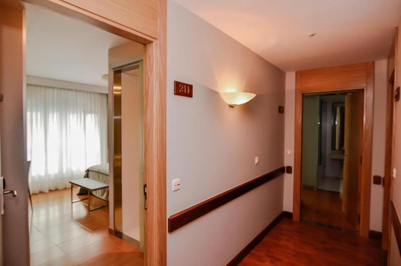 Hotel Jucamar Cangas do Morrazo Exterior photo