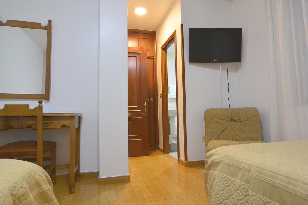 Hotel Jucamar Cangas do Morrazo Exterior photo
