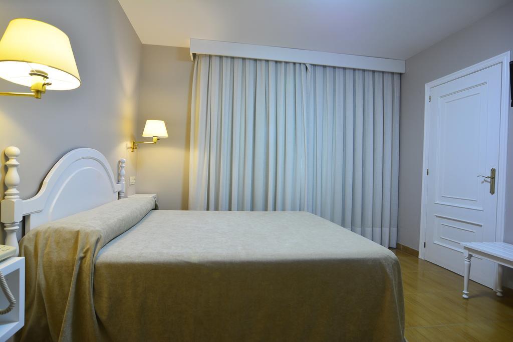 Hotel Jucamar Cangas do Morrazo Exterior photo