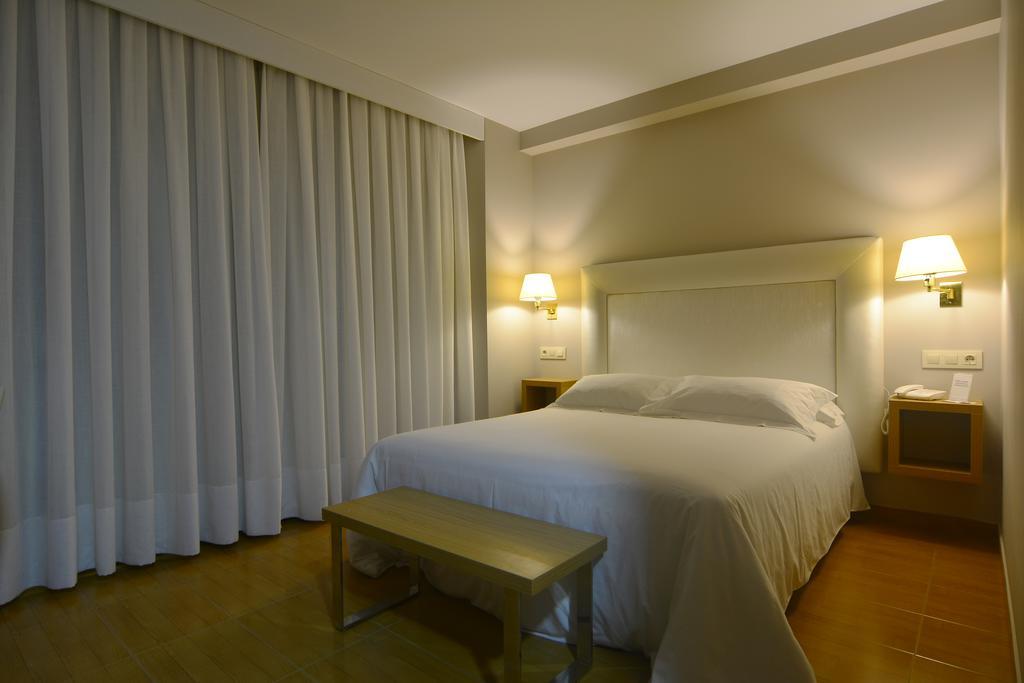 Hotel Jucamar Cangas do Morrazo Exterior photo