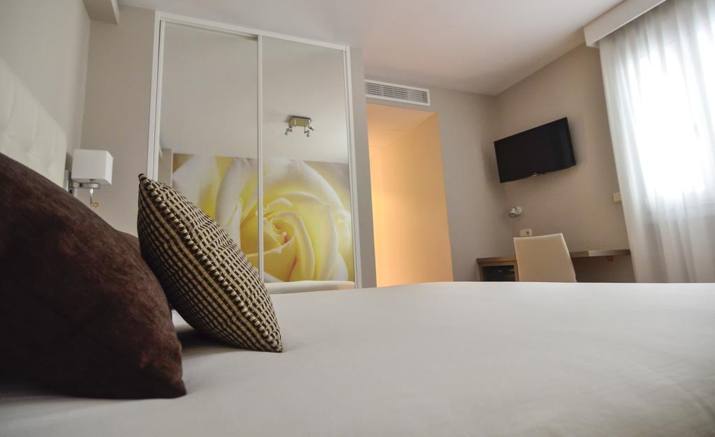 Hotel Jucamar Cangas do Morrazo Room photo