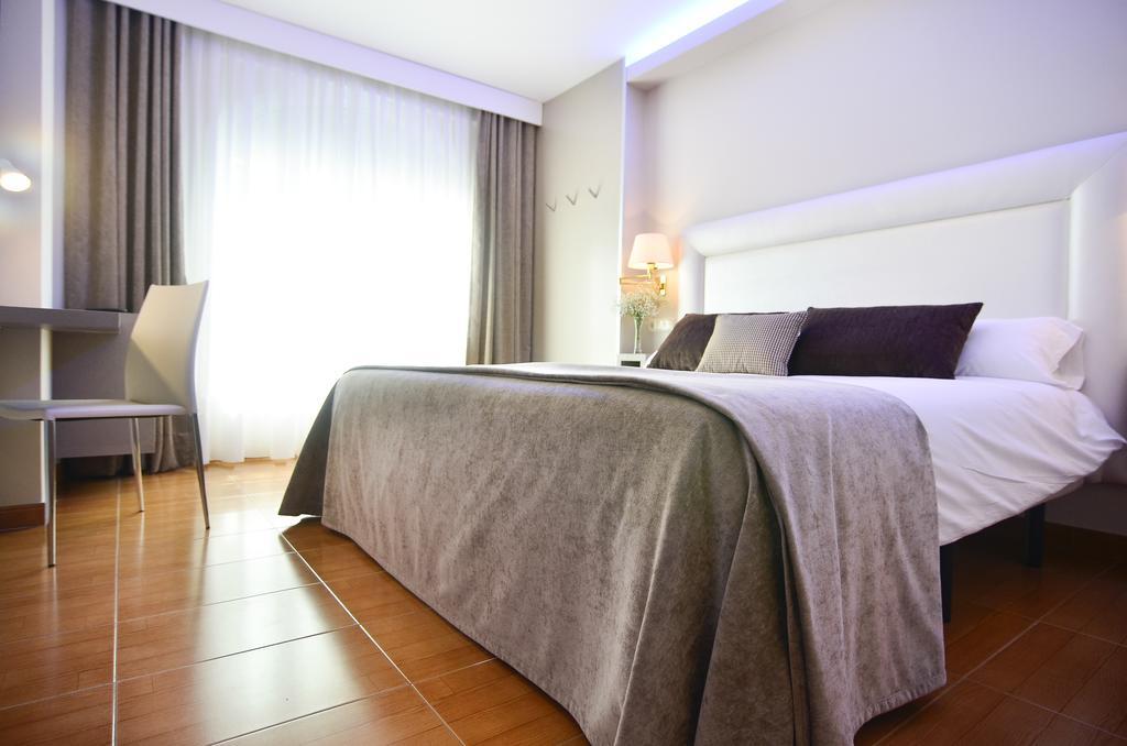 Hotel Jucamar Cangas do Morrazo Room photo